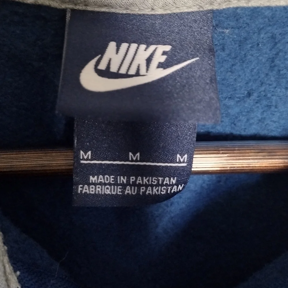 Nike medium jacket hooded zip dark blue large - Picture 3 of 3